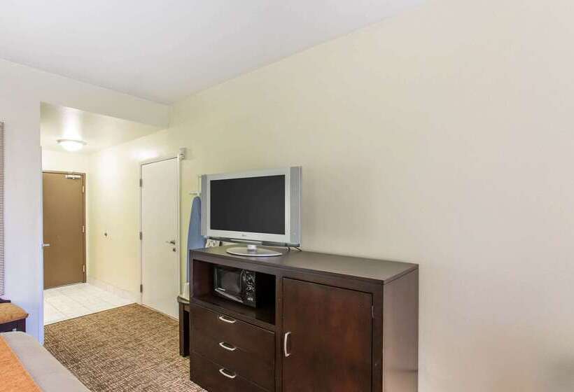 هتل Comfort Inn Franklin Highway 96