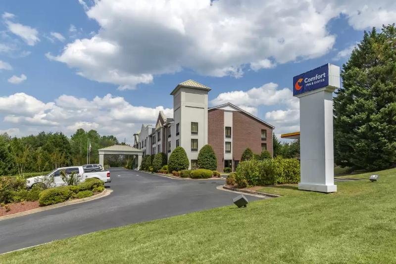 فندق Comfort Inn & Suites Dahlonega University Area