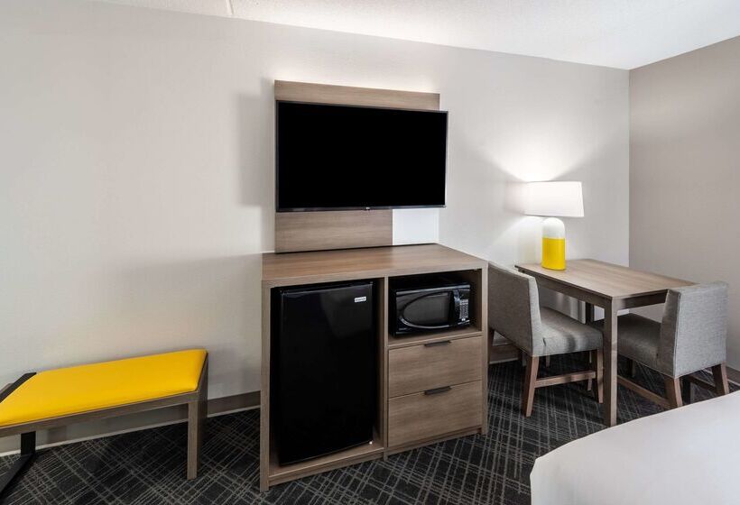 Hotel Comfort Inn & Suites Fishers  Indianapolis