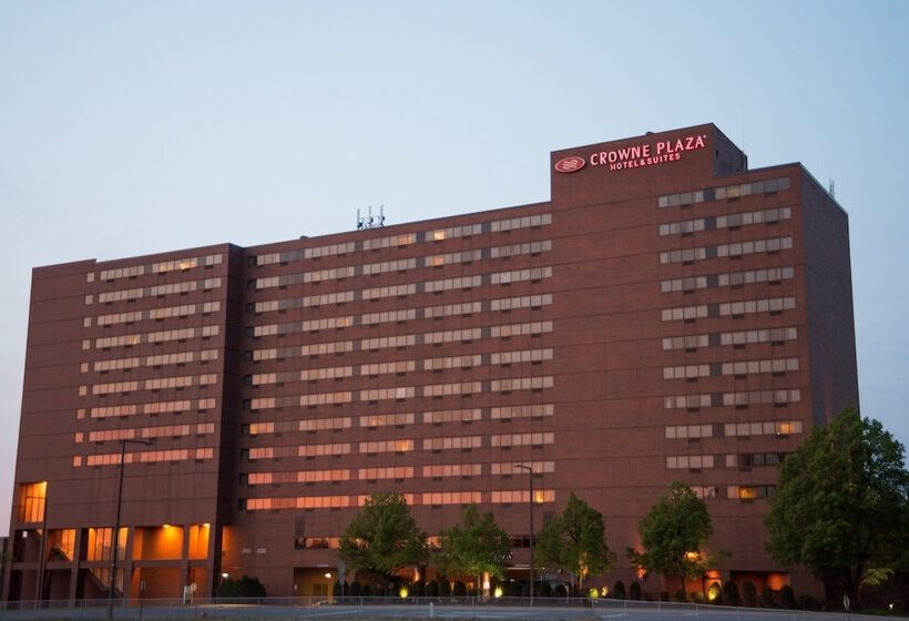 هتل Crowne Plaza Suites Msp Airport Mall Of America, An Ihg