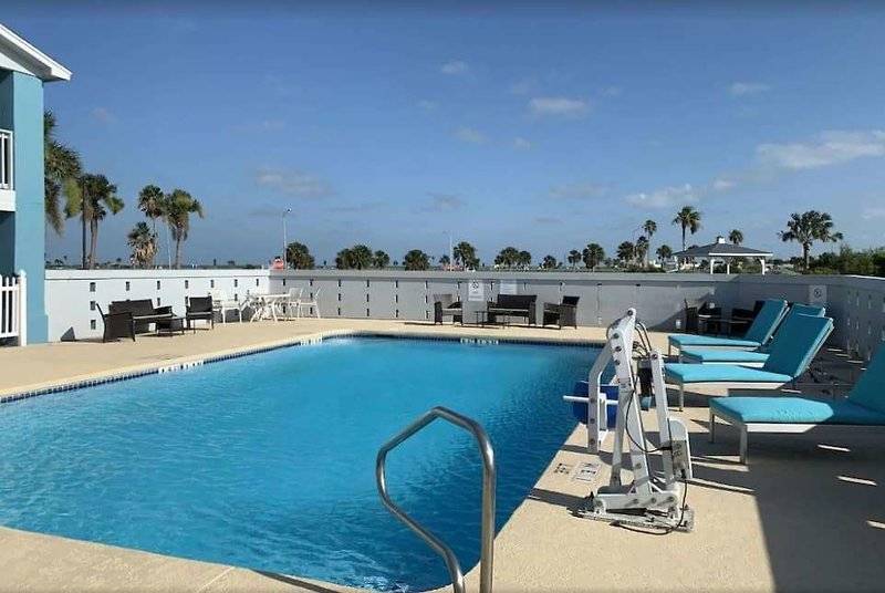 هتل Days Inn By Wyndham Rockport Texas