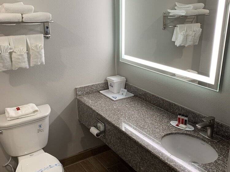 هتل Days Inn By Wyndham Rockport Texas
