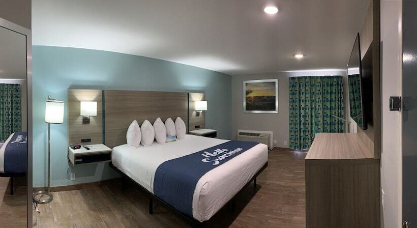 هتل Days Inn By Wyndham Rockport Texas