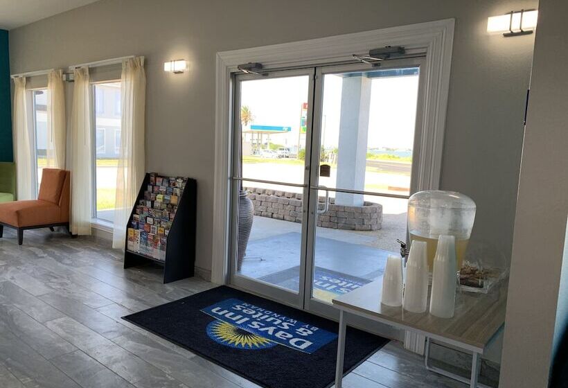 هتل Days Inn By Wyndham Rockport Texas