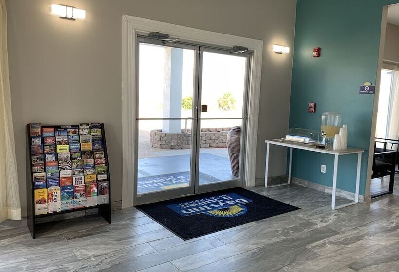 هتل Days Inn By Wyndham Rockport Texas