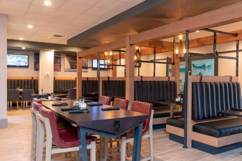 Delta Hotels By Marriott Kalamazoo Conference Center
