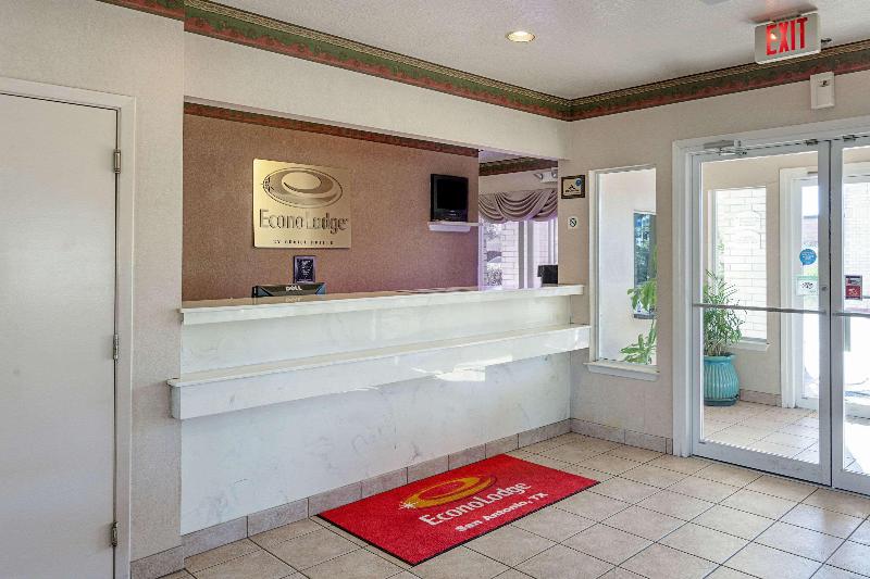 فندق Econo Lodge Downtown South