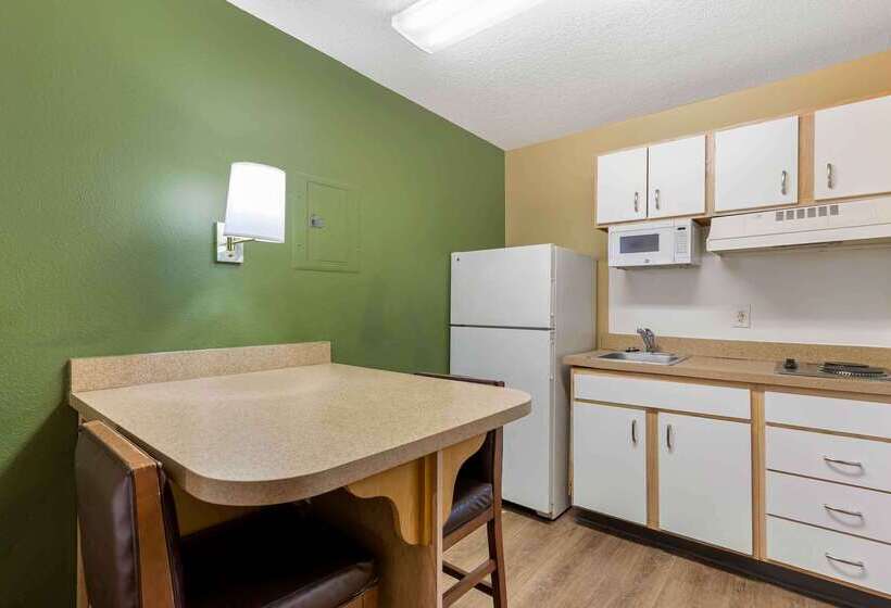 هتل Extended Stay America Select Suites  Denver  Aurora South