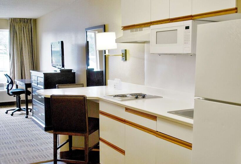 Hotel Extended Stay America Suites  Chicago  Naperville  East