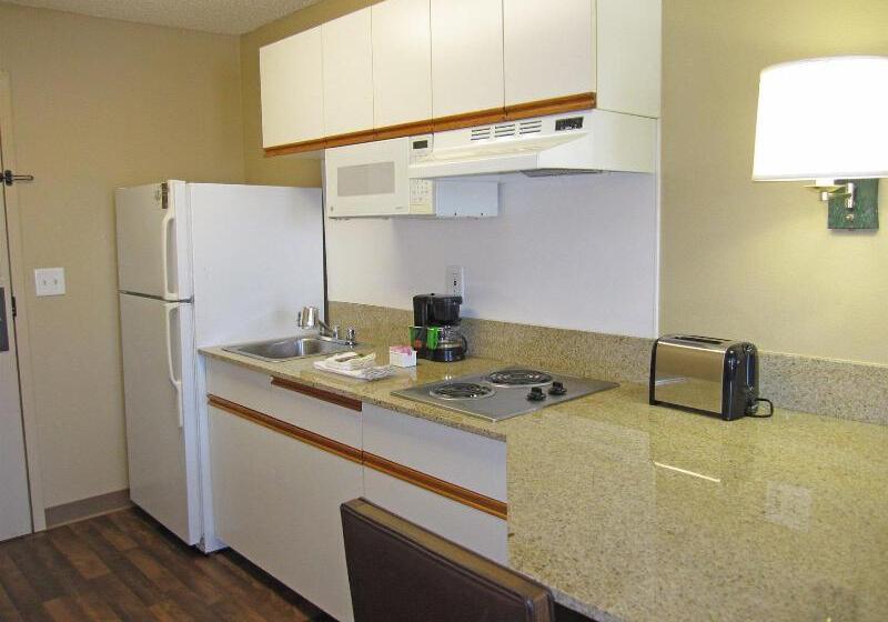 هتل Extended Stay America Suites  San Francisco  San Carlos