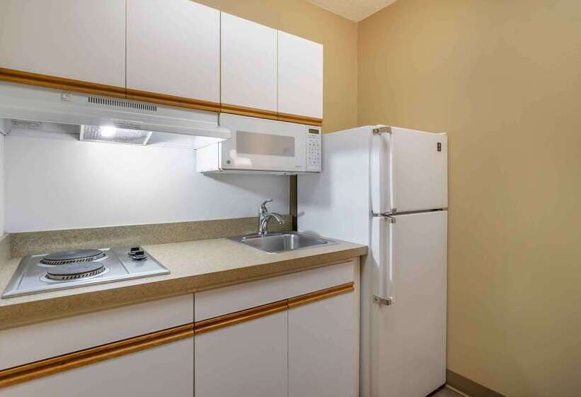 בית מלון כפרי Extended Stay America Suites  Seattle  Bellevue  Factoria