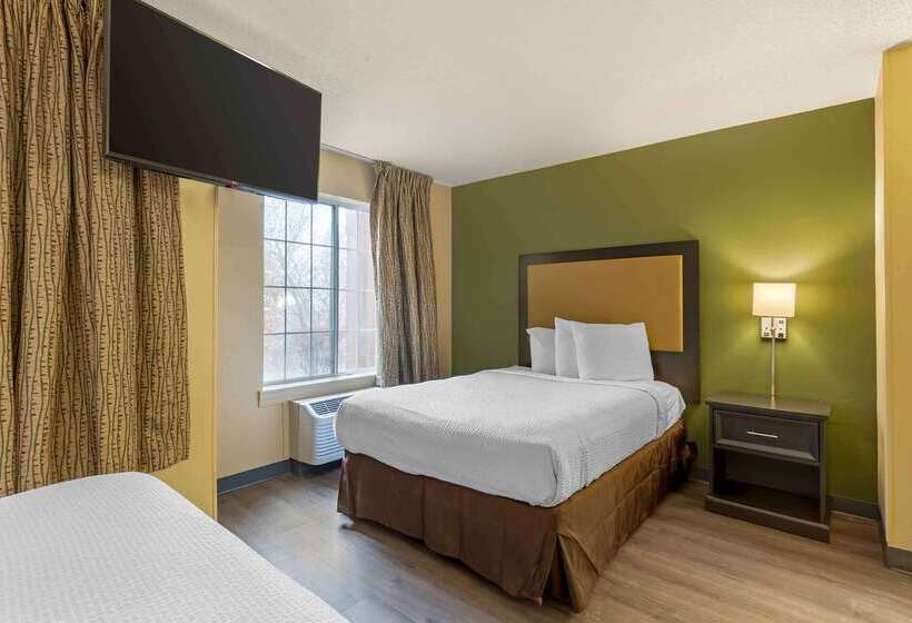 Hotel Extended Stay America Suites  St. Louis  Airport  Central