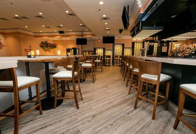 هتل Holiday Inn   Executive Center Columbia Mall, An Ihg