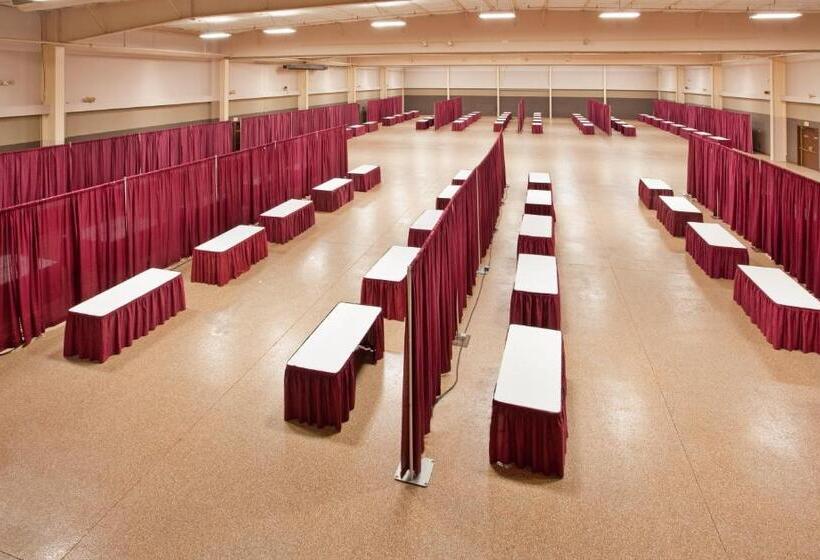 هتل Holiday Inn   Executive Center Columbia Mall, An Ihg