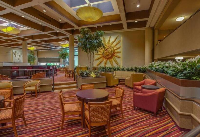 هتل Holiday Inn   Executive Center Columbia Mall, An Ihg