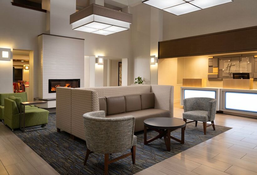 Holiday Inn Express Hotel & Suites Belmont, An Ihg