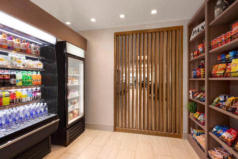 هتل Holiday Inn Express & Suites Denver Airport, An Ihg
