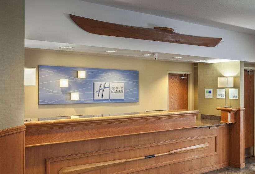 هتل Holiday Inn Express Anchorage By Ihg