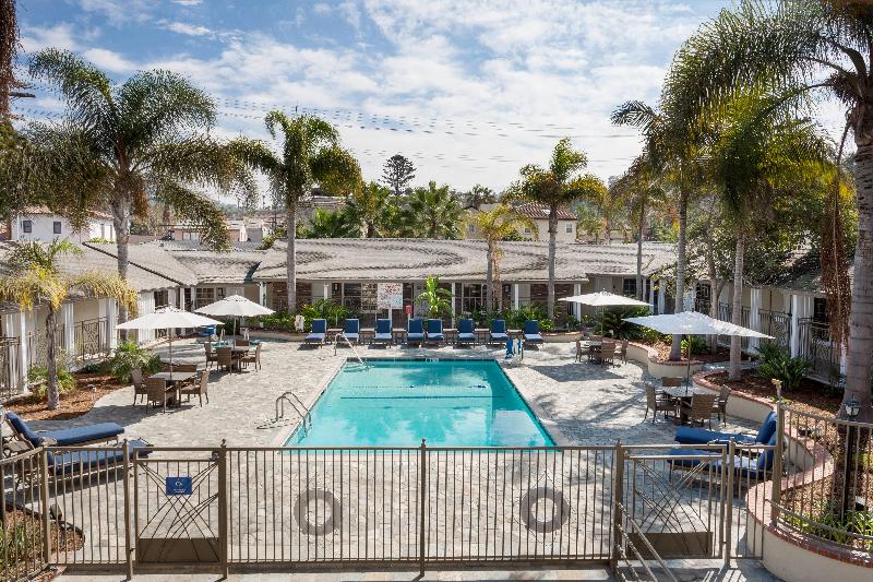 Hotel Holiday Inn Express And Suites La Jolla  Windansea Beach