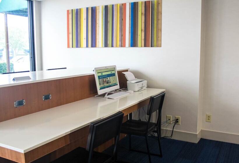 هتل Holiday Inn Express Atlanta W  Douglasville, An Ihg