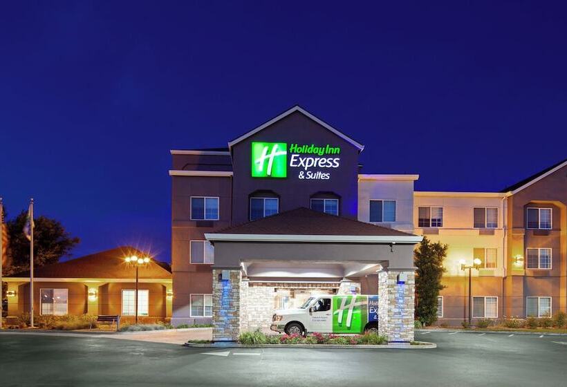 هتل Holiday Inn Express Oakland Airport