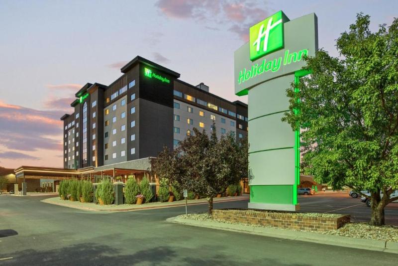 هتل Holiday Inn Rapid City  Rushmore Plaza