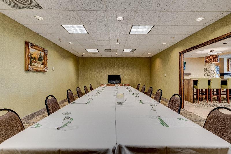 هتل Holiday Inn Spearfish Convention Center, An Ihg
