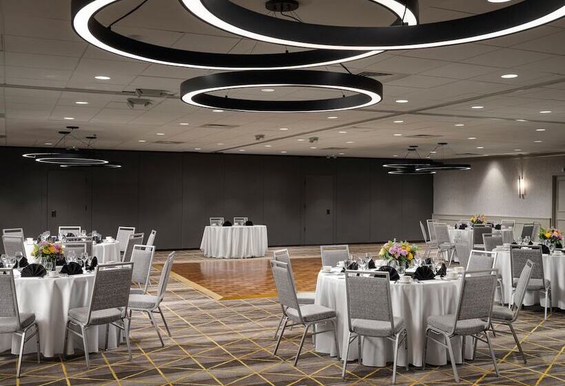 酒店 Holiday Inn & Suites Marlborough By Ihg