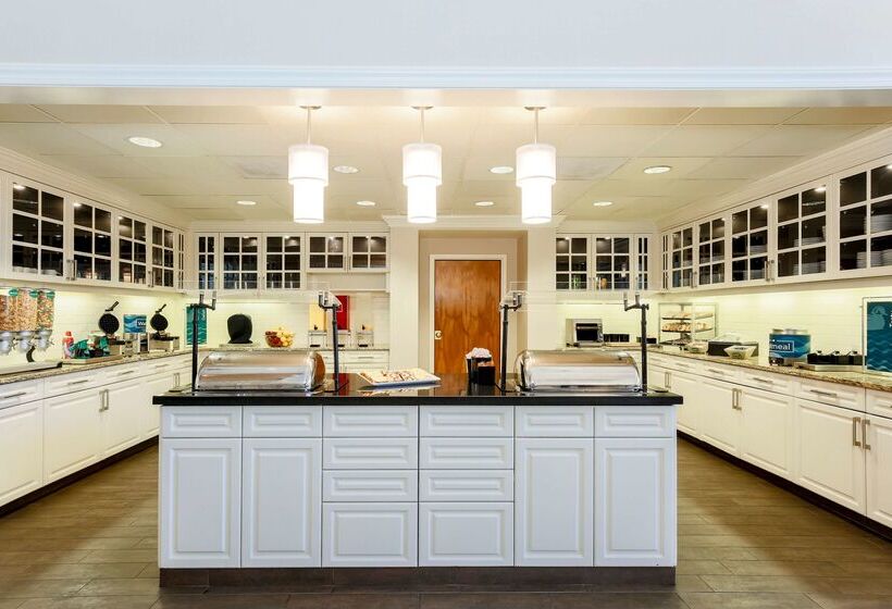 هتل Homewood Suites By Hilton St. Petersburg Clearwater