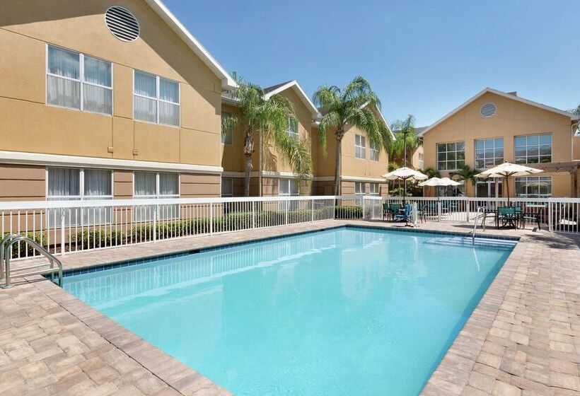 هتل Homewood Suites By Hilton St. Petersburg Clearwater