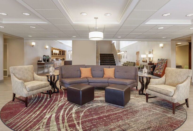 هتل Homewood Suites By Hilton St. Petersburg Clearwater