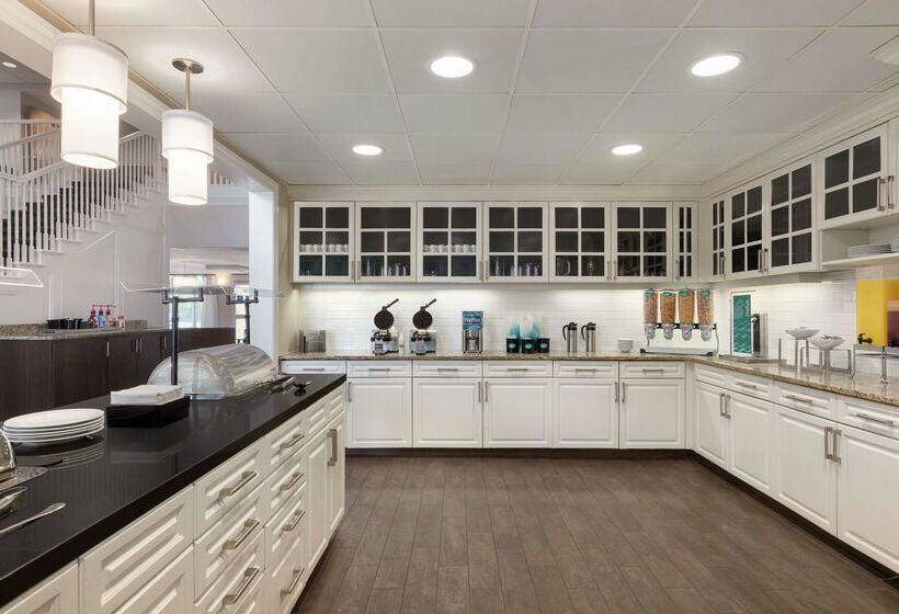 هتل Homewood Suites By Hilton St. Petersburg Clearwater