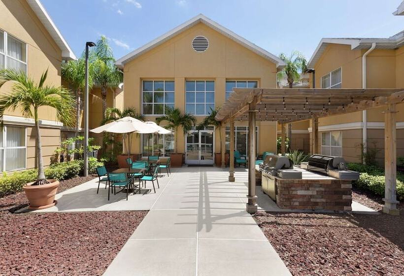 هتل Homewood Suites By Hilton St. Petersburg Clearwater