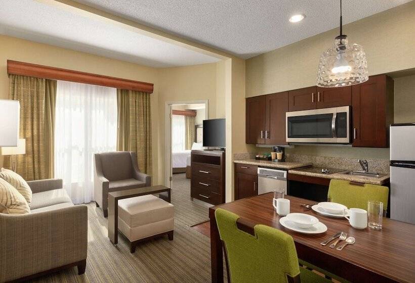 هتل Homewood Suites By Hilton St. Petersburg Clearwater