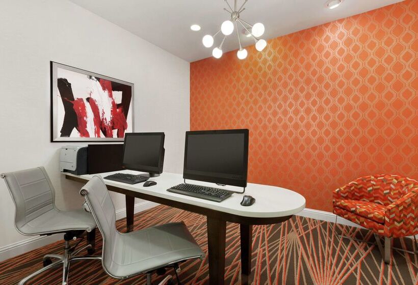 هتل Addison Suites