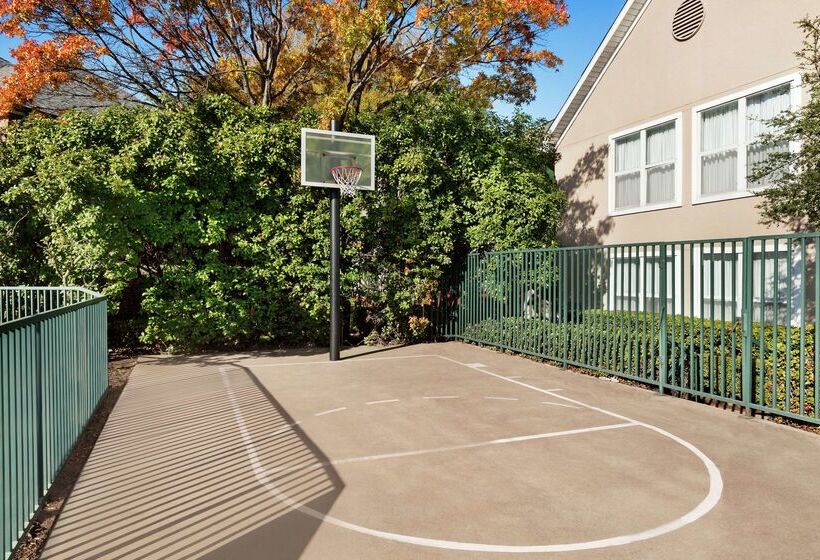 هتل Addison Suites