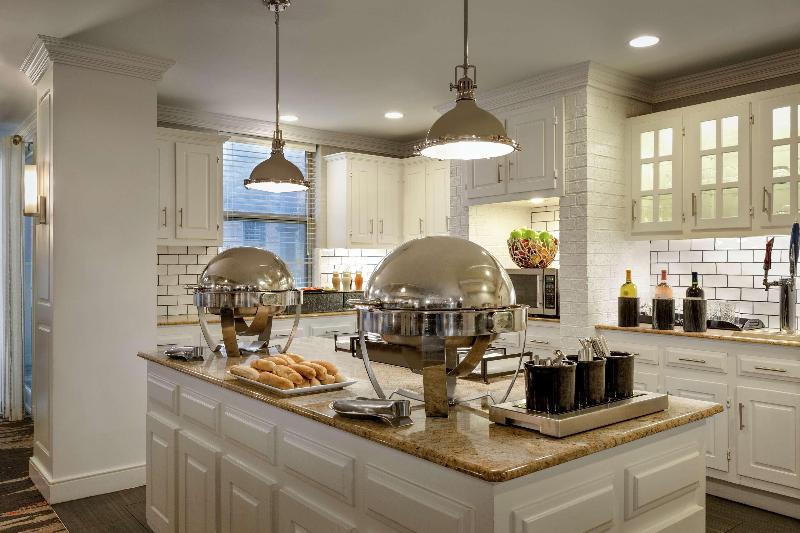 هتل Addison Suites