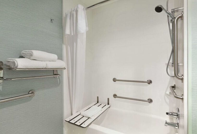هتل Homewood Suites Dallas/park Central