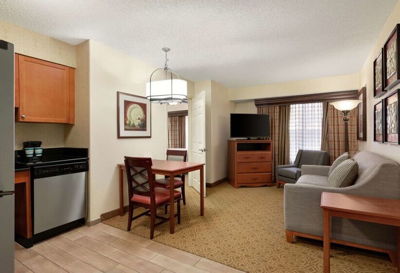 Hotel Homewood Suites By Hilton Dallas – Park Central