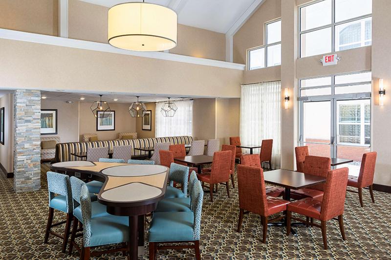 هتل Homewood Suites By Hilton Grand Rapids
