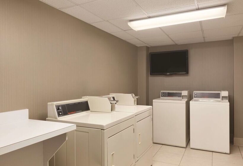 هتل Homewood Suites By Hilton Harrisburg West Hershey Area