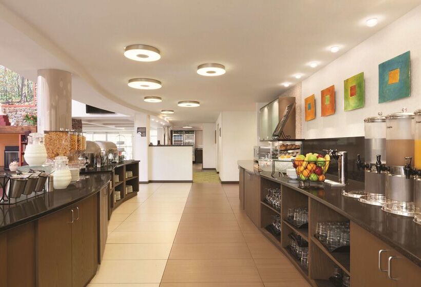 هتل Homewood Suites By Hilton Harrisburg West Hershey Area