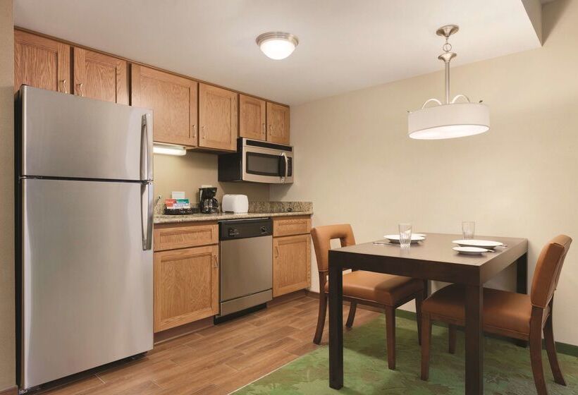 هتل Homewood Suites By Hilton Harrisburg West Hershey Area