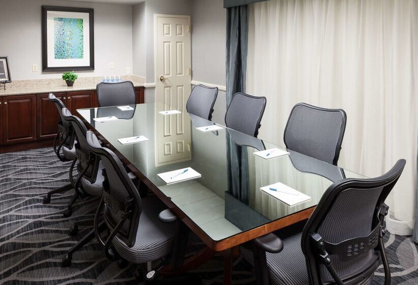 فندق Homewood Suites By Hilton Newarkcranford