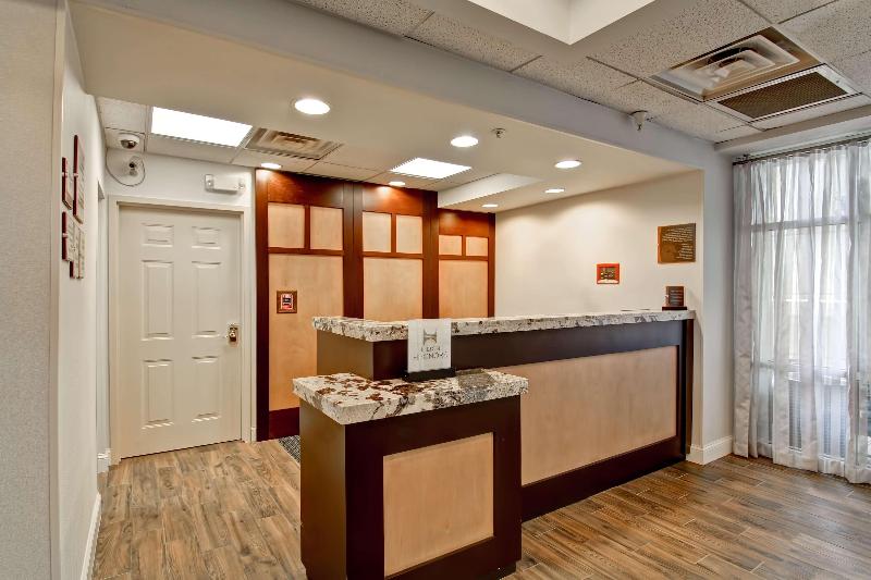 هتل Homewood Suites By Hilton Newarkcranford