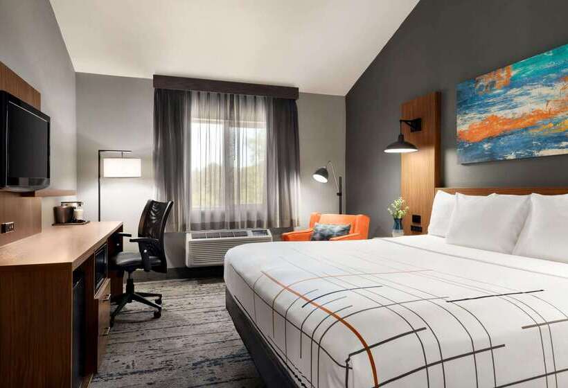 هتل La Quinta By Wyndham Salem Or