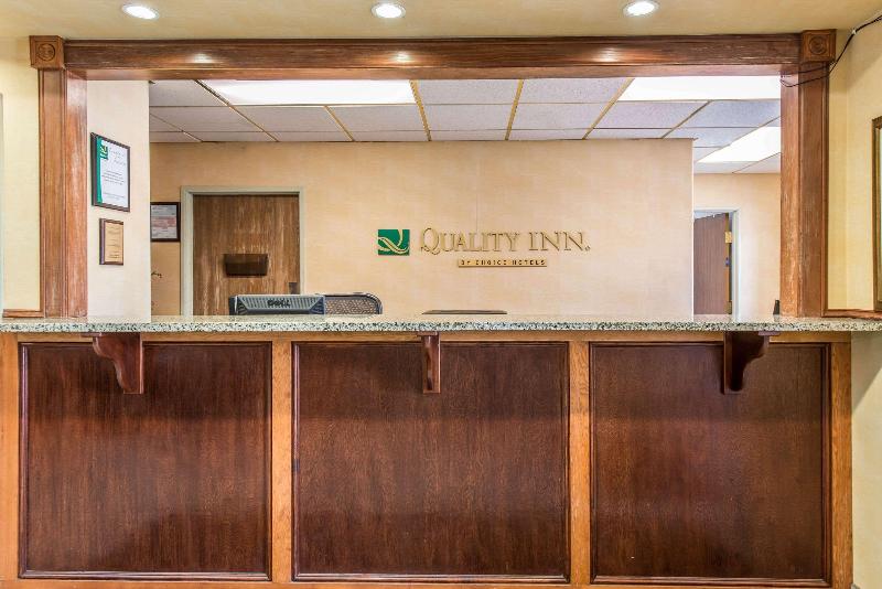Отель Quality Inn Denver Westminster