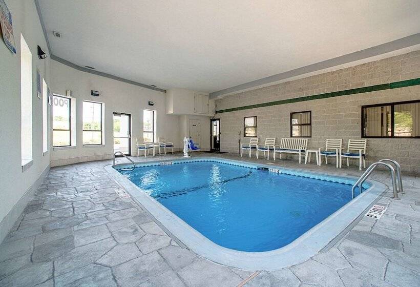 Отель Quality Inn Near Six Flags St. Louis