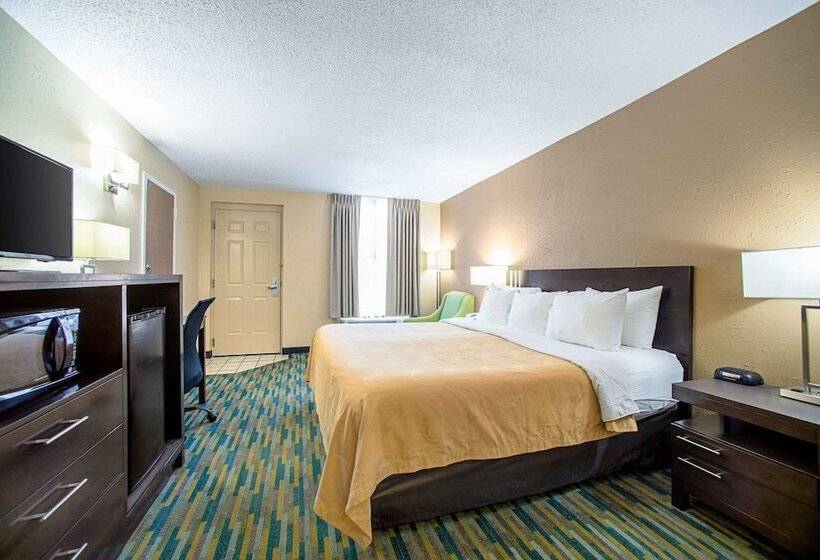 בית מלון כפרי Quality Inn Near Six Flags St. Louis