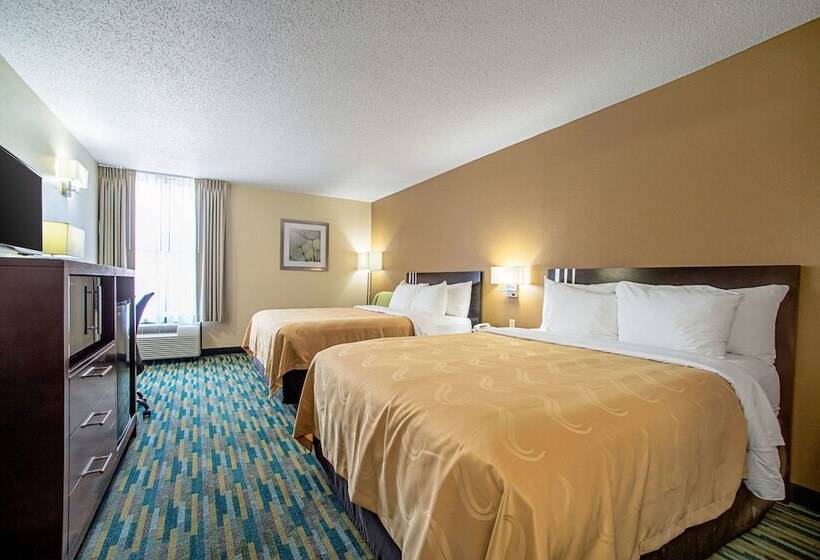 בית מלון כפרי Quality Inn Near Six Flags St. Louis
